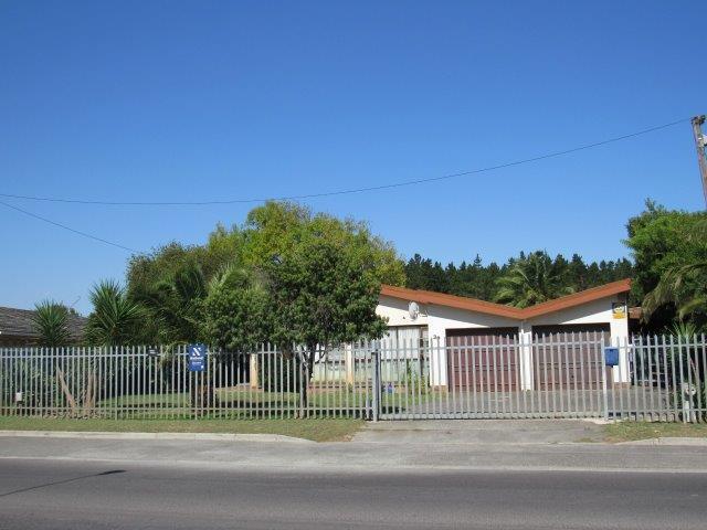 4 Bedroom Property for Sale in Soneike Western Cape